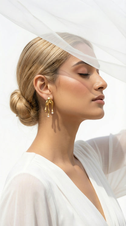 Golden Stiletto Pearl Drop Earring