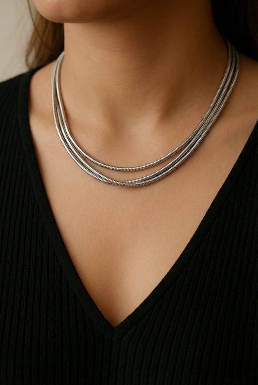 Retro Roaring Tide Silver Neckchain