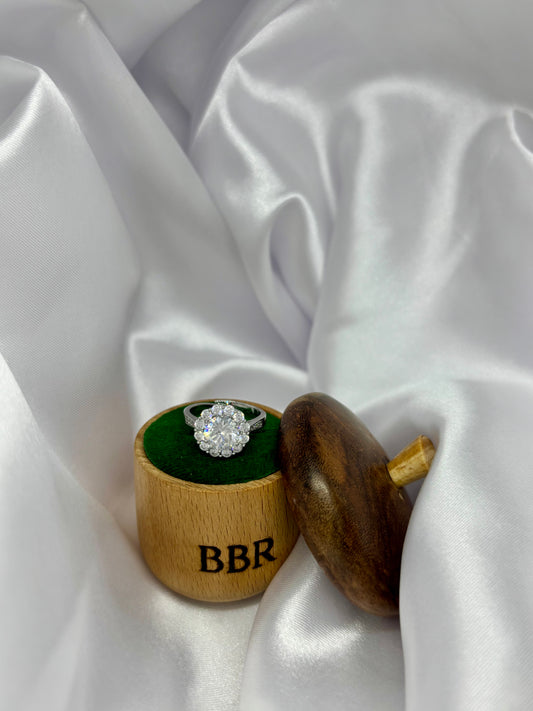 Bella Flower Solitaire Ring