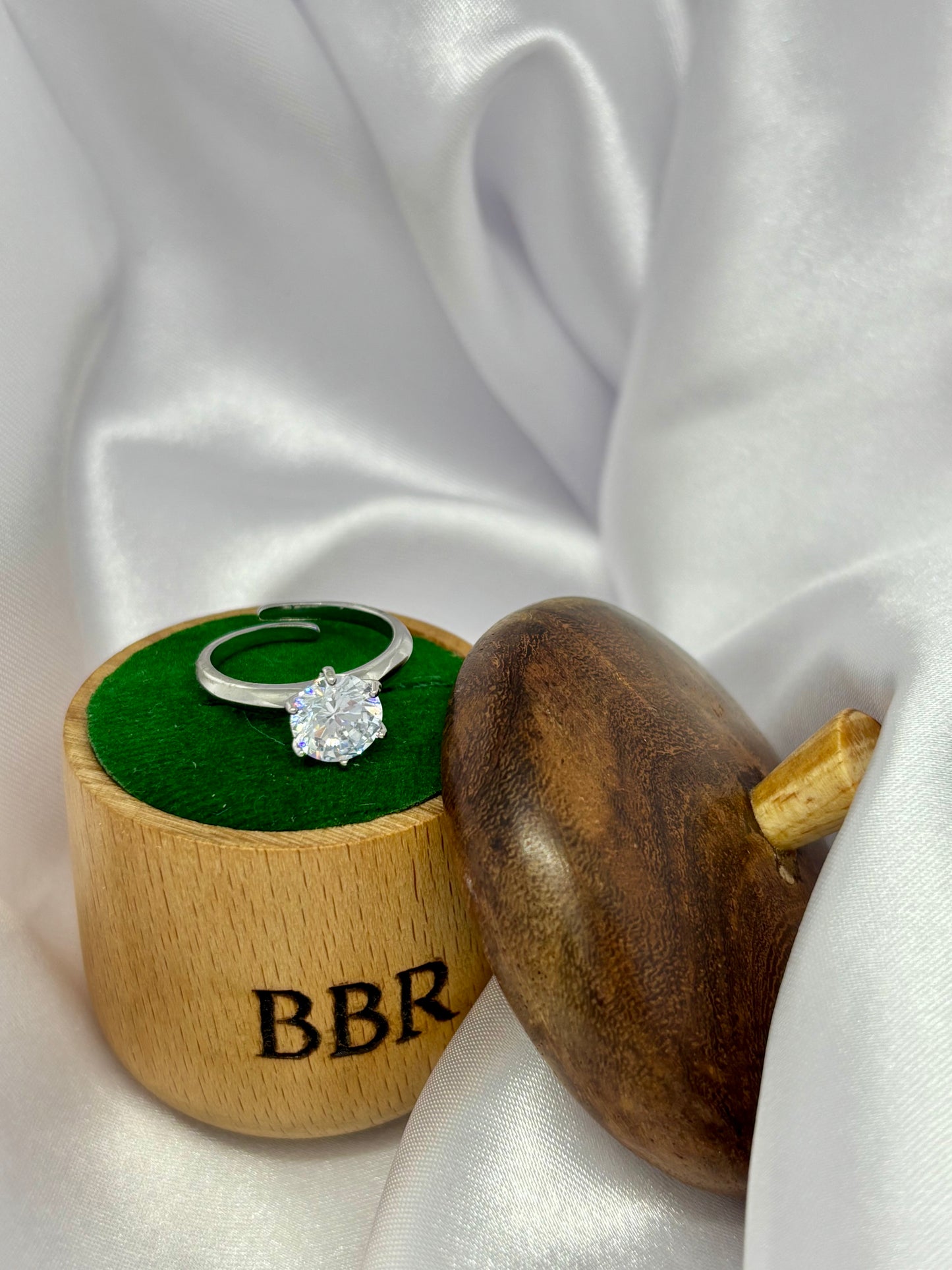 Bella Classic Solitaire Ring