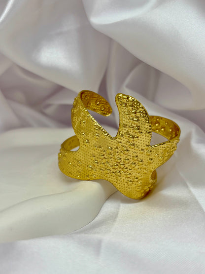 Bella Gold Starfish Handcuff
