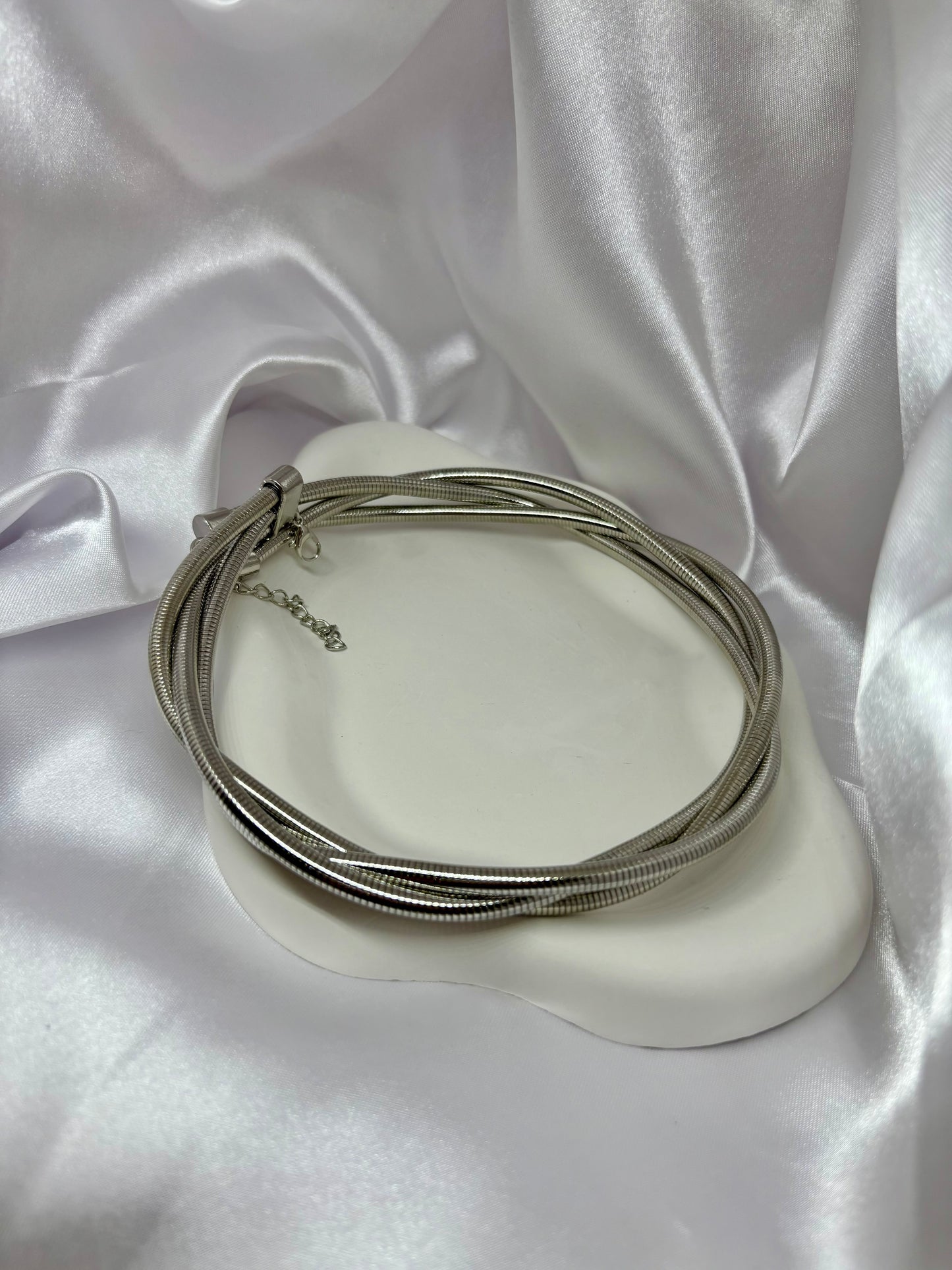 Retro Roaring Tide Silver Neckchain