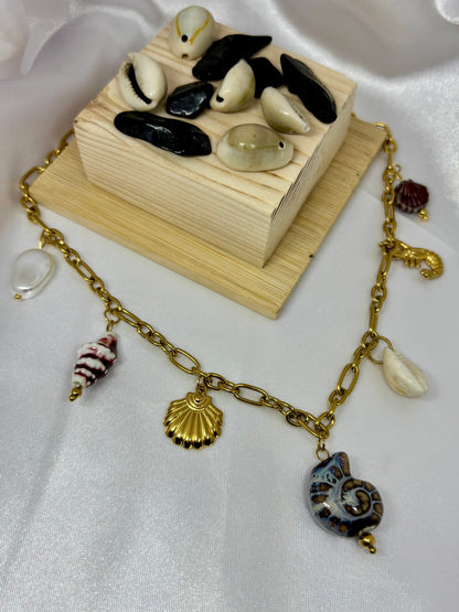 Coastal Glam Gold Neckchain