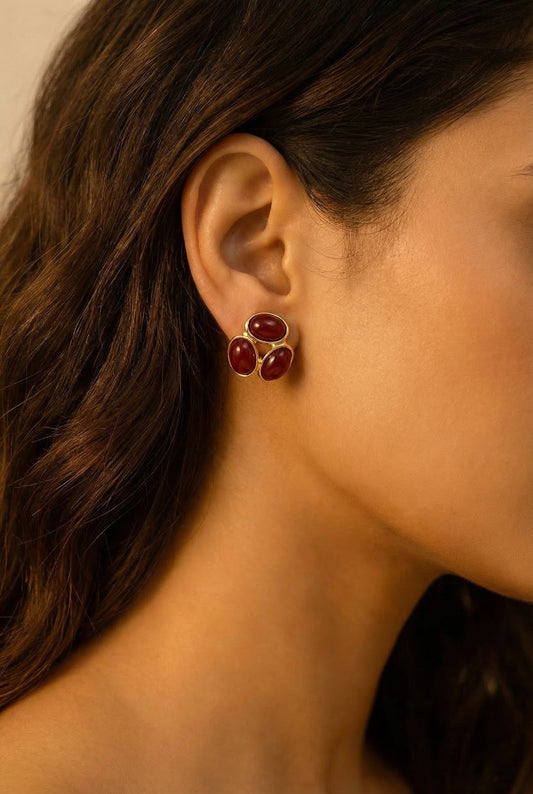 Amber glow vintage stud